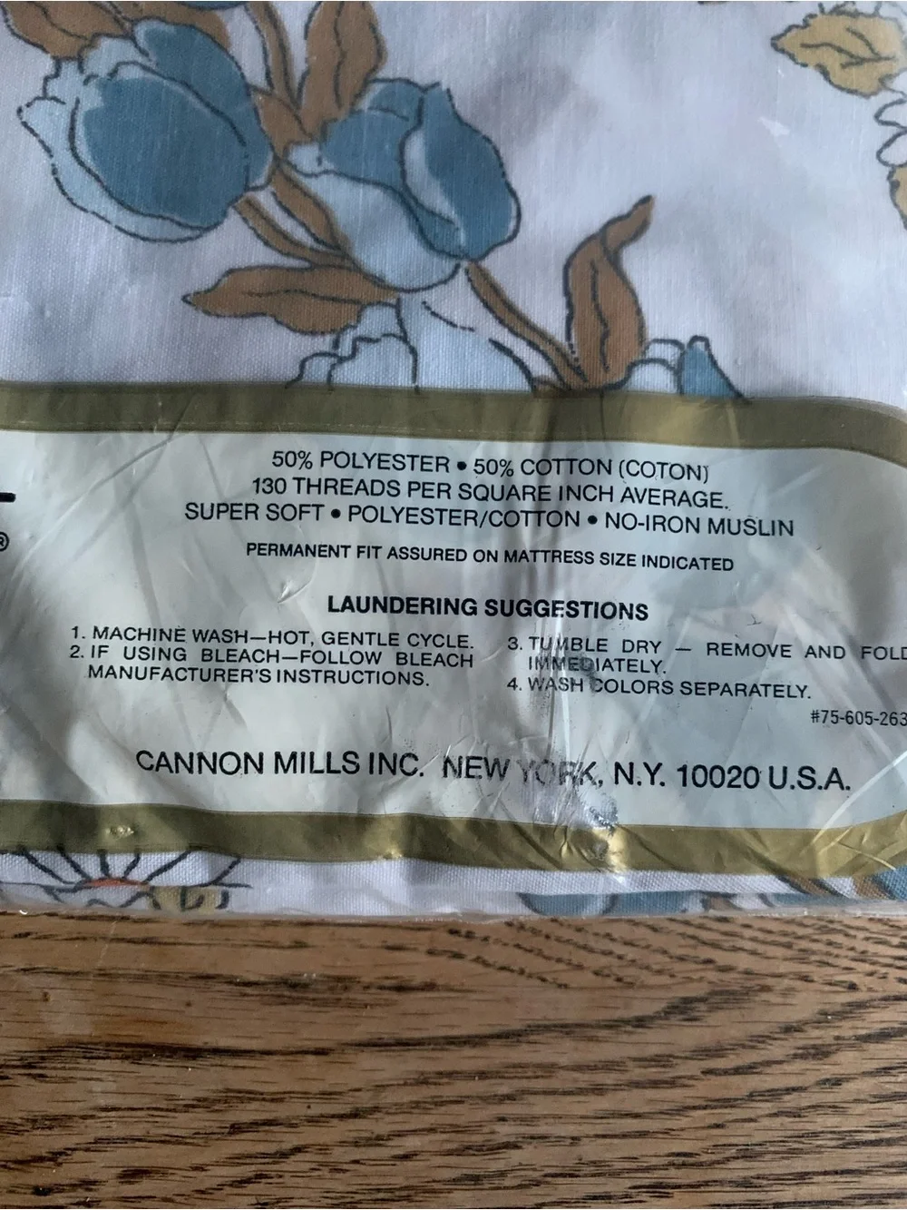 Edgemont Twin Fitted Sheet Vintage Daisy Daffodil Floral Design Made in USA NIP